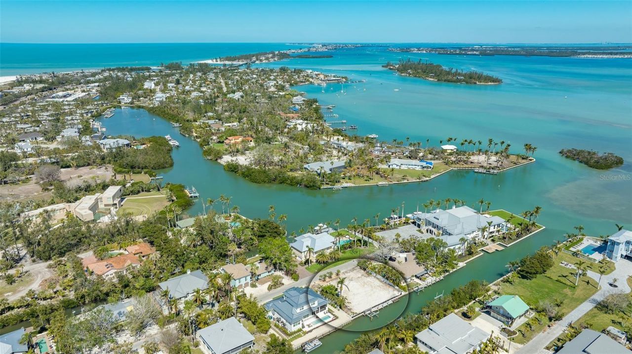 592 Juan Anasco Drive, Longboat Key, FL 34228 Photo