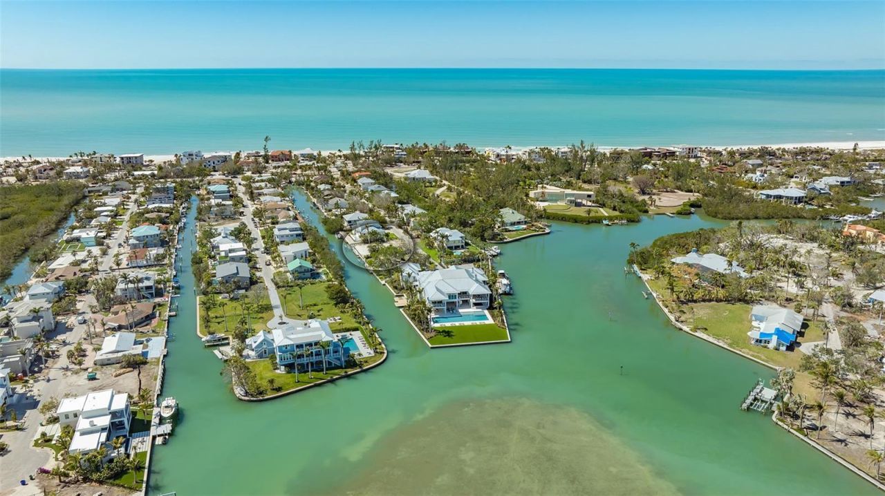 592 Juan Anasco Drive, Longboat Key, FL 34228 Photo
