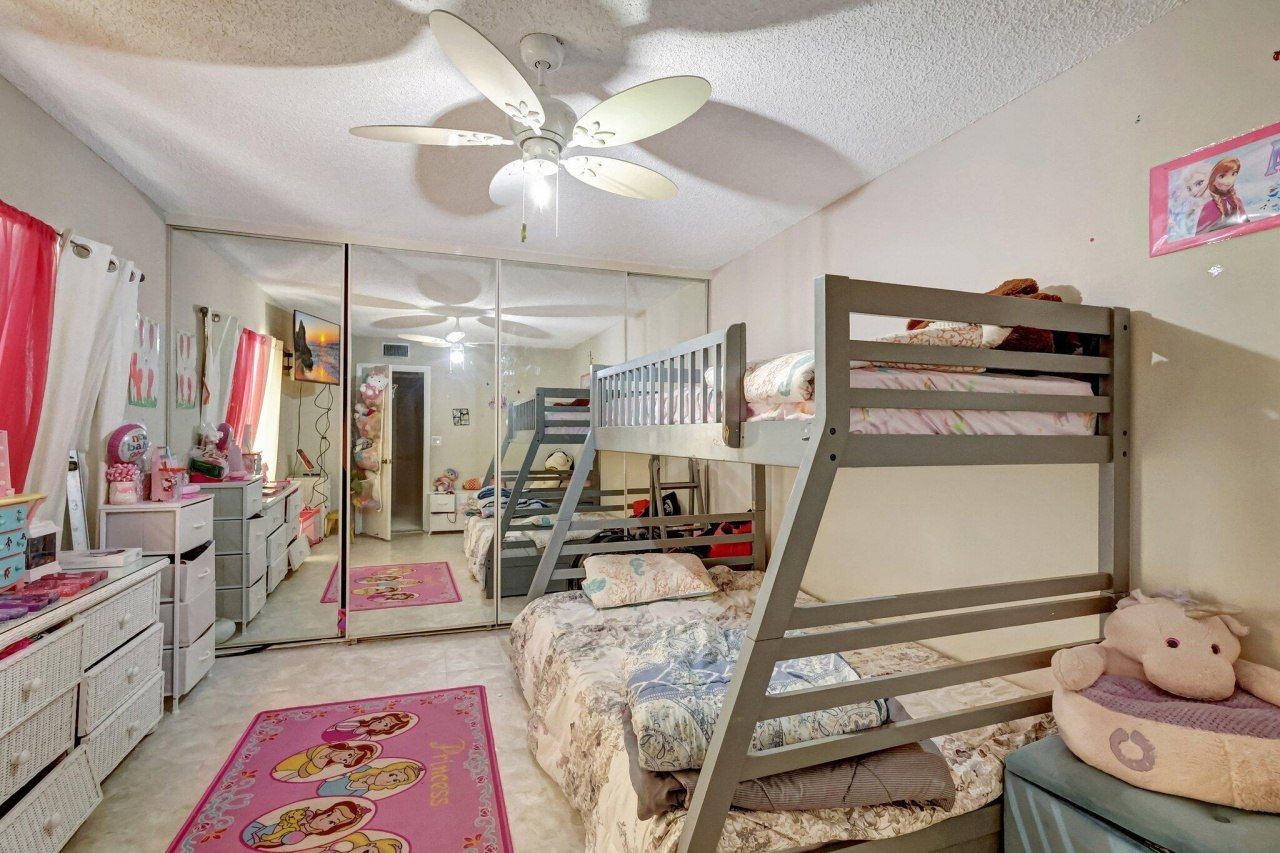 5852 SE Riverboat Drive, Unit 321, Stuart, FL 34997 Photo