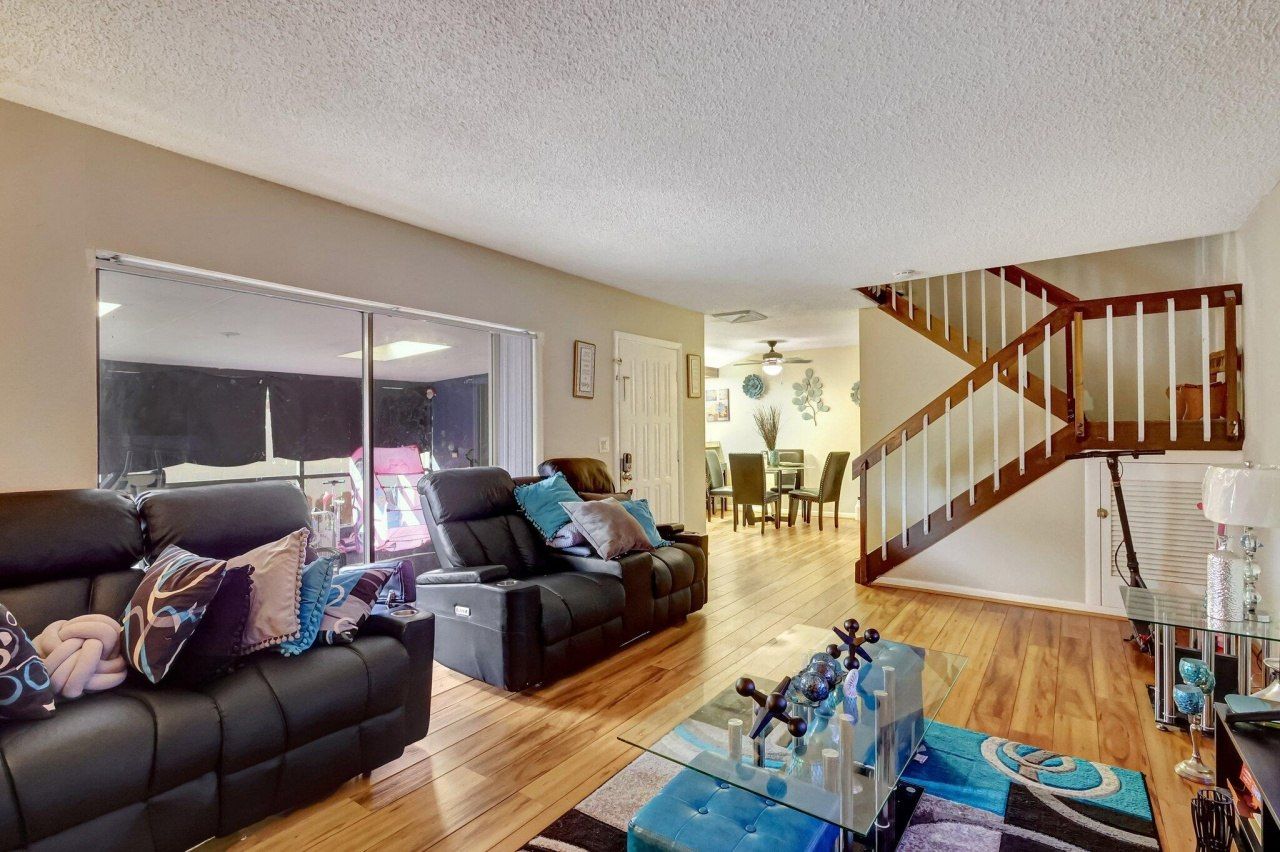 5852 SE Riverboat Drive, Unit 321, Stuart, FL 34997 Photo