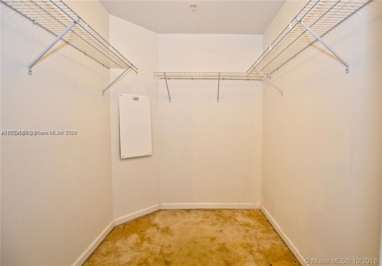 7900 Harbor Island Dr, Unit 806, North Bay Village, FL 33141 Photo