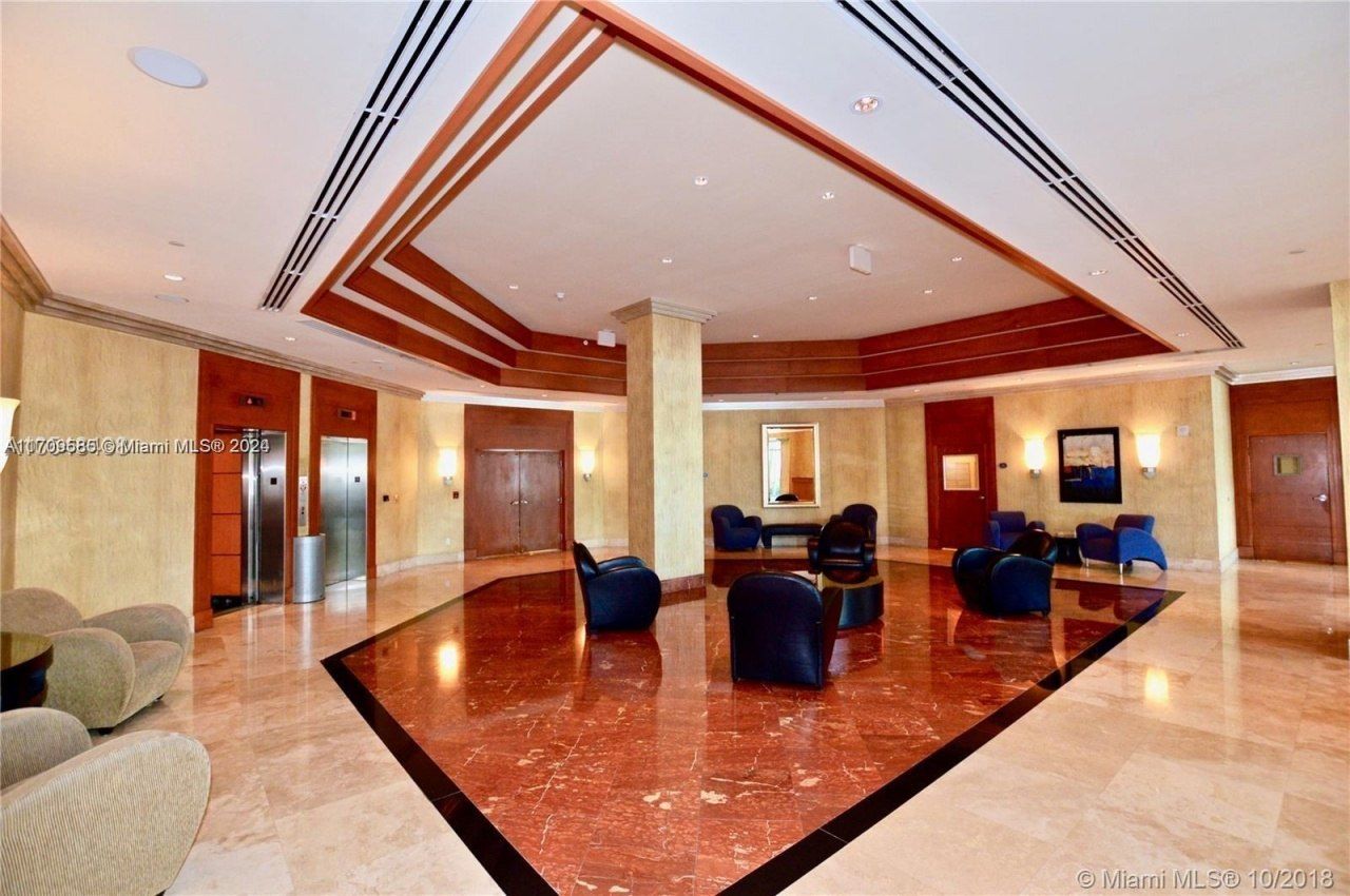 7900 Harbor Island Dr, Unit 806, North Bay Village, FL 33141 Photo