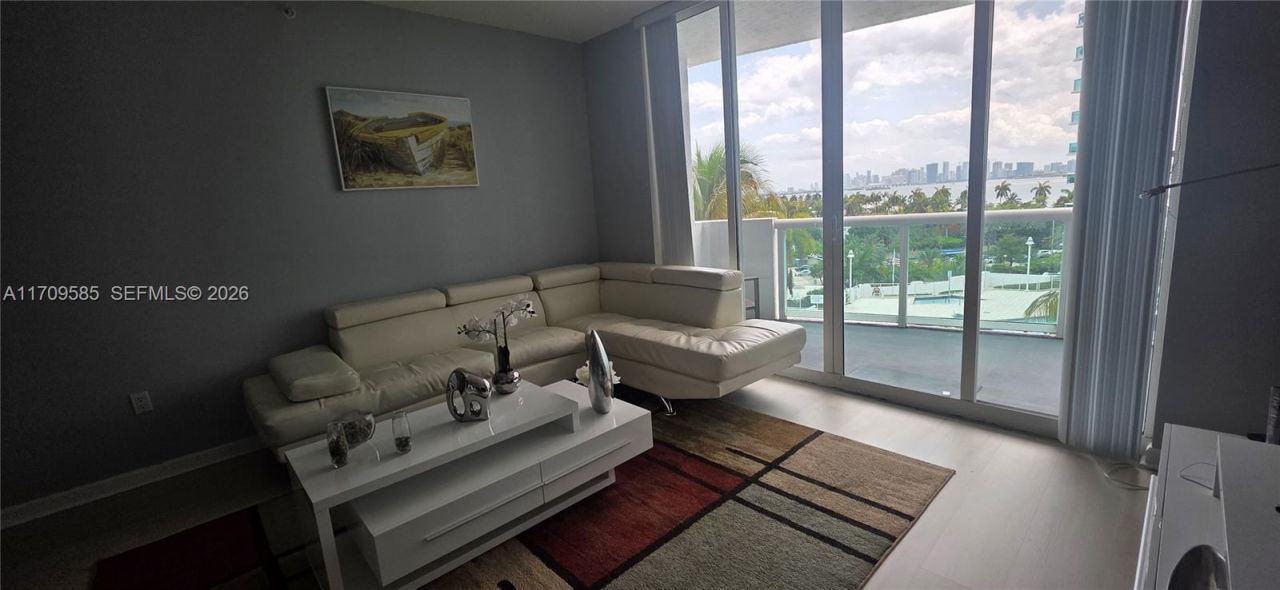 7900 Harbor Island Dr, Unit 806, North Bay Village, FL 33141 Photo