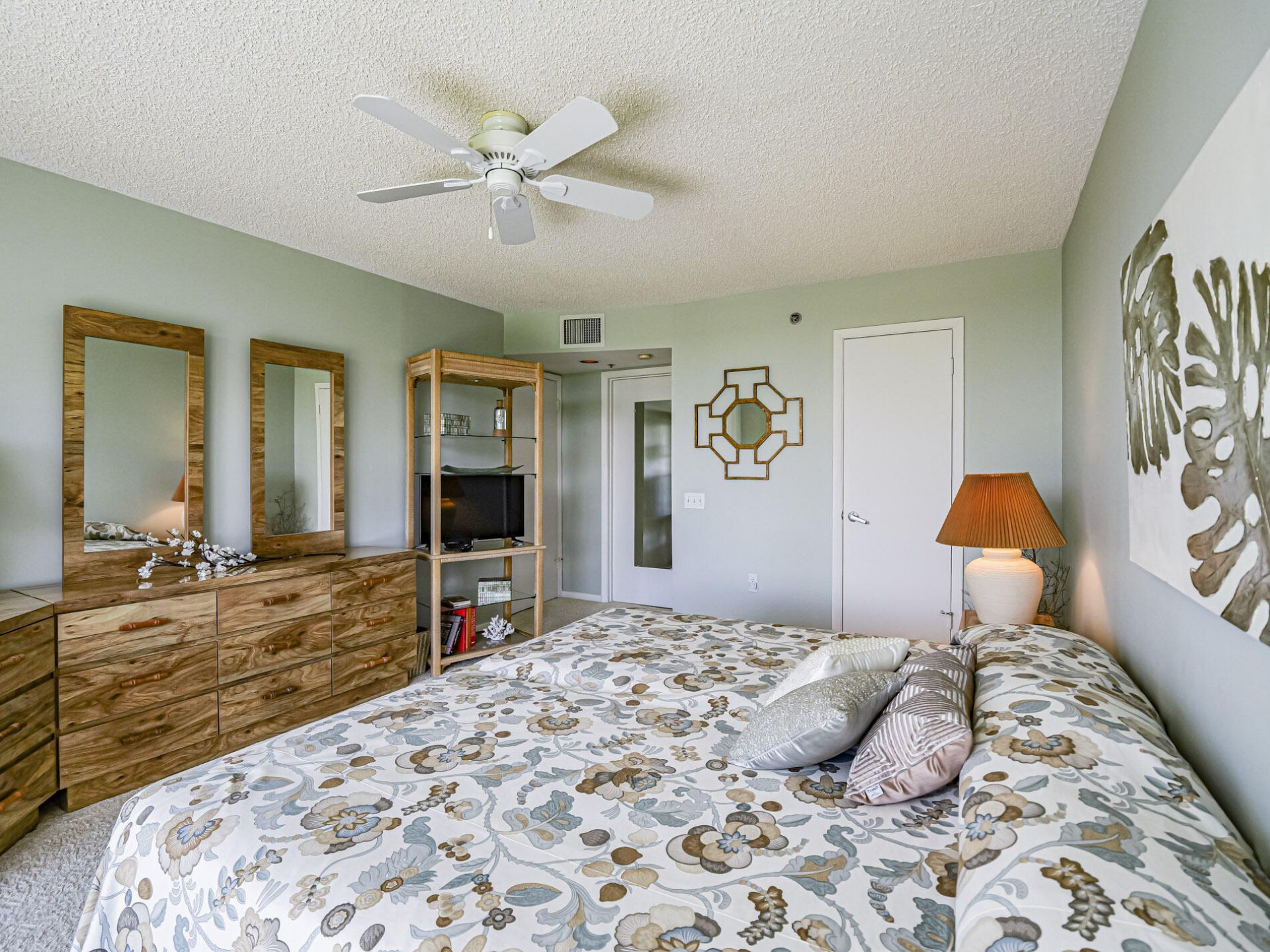 2700 N Highway A1a, Unit 307, Hutchinson Island, FL 34949 Photo