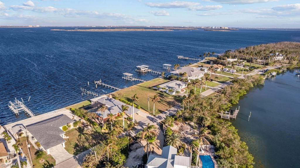 2226 8th Ave, Saint James City, FL 33956 Photo