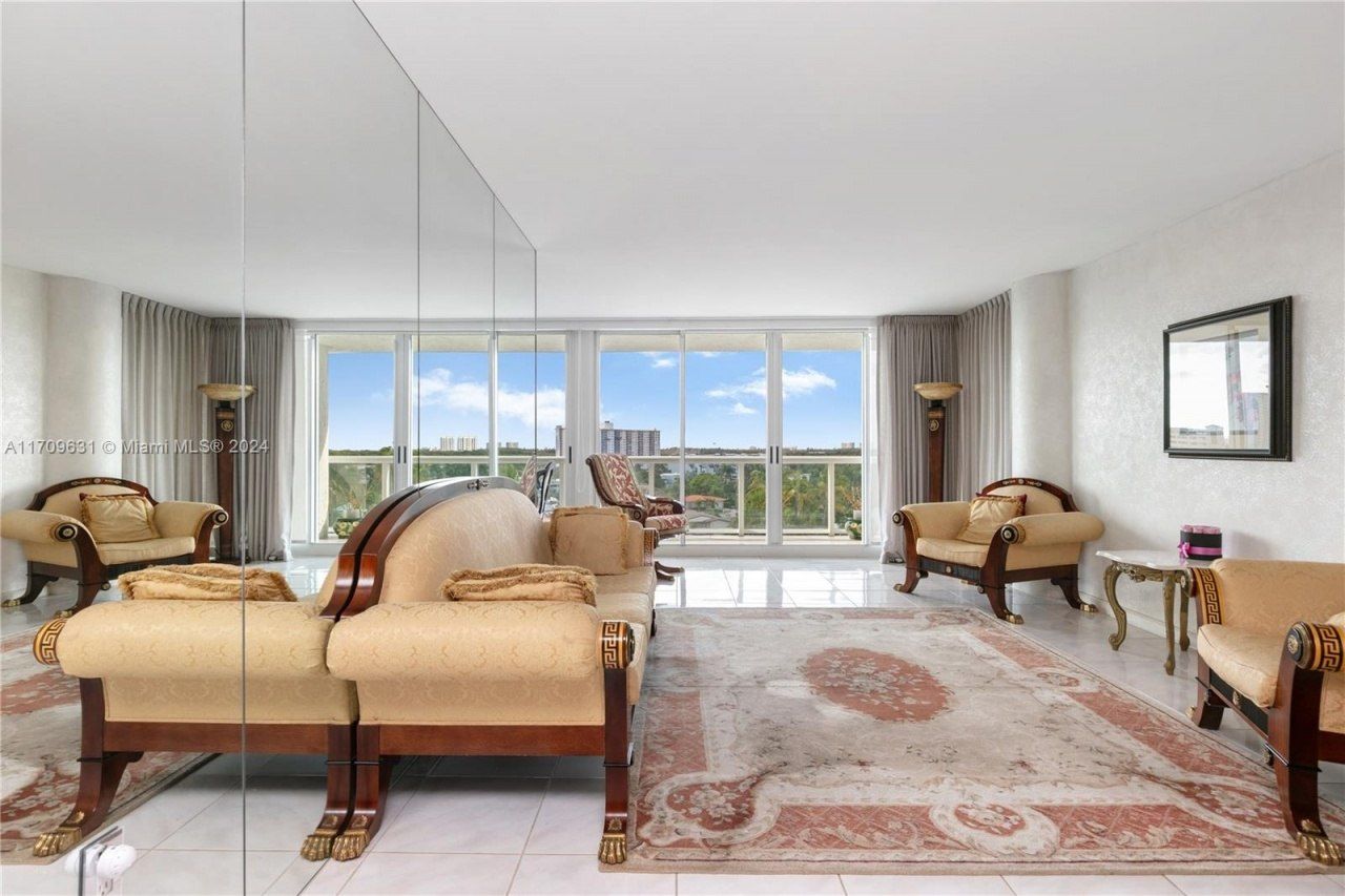 16400 Collins Ave, Unit 745, Sunny Isles Beach, FL 33160 Photo