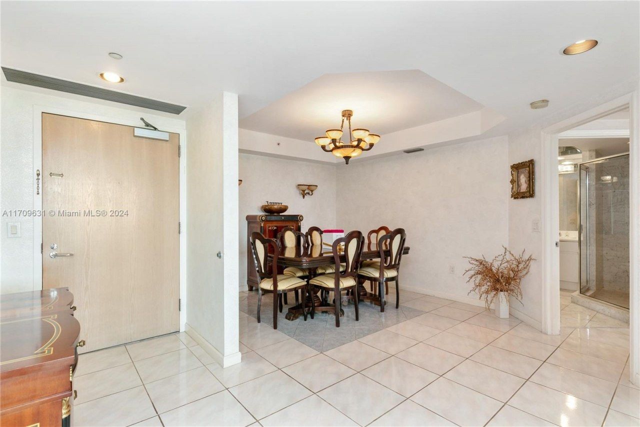 16400 Collins Ave, Unit 745, Sunny Isles Beach, FL 33160 Photo