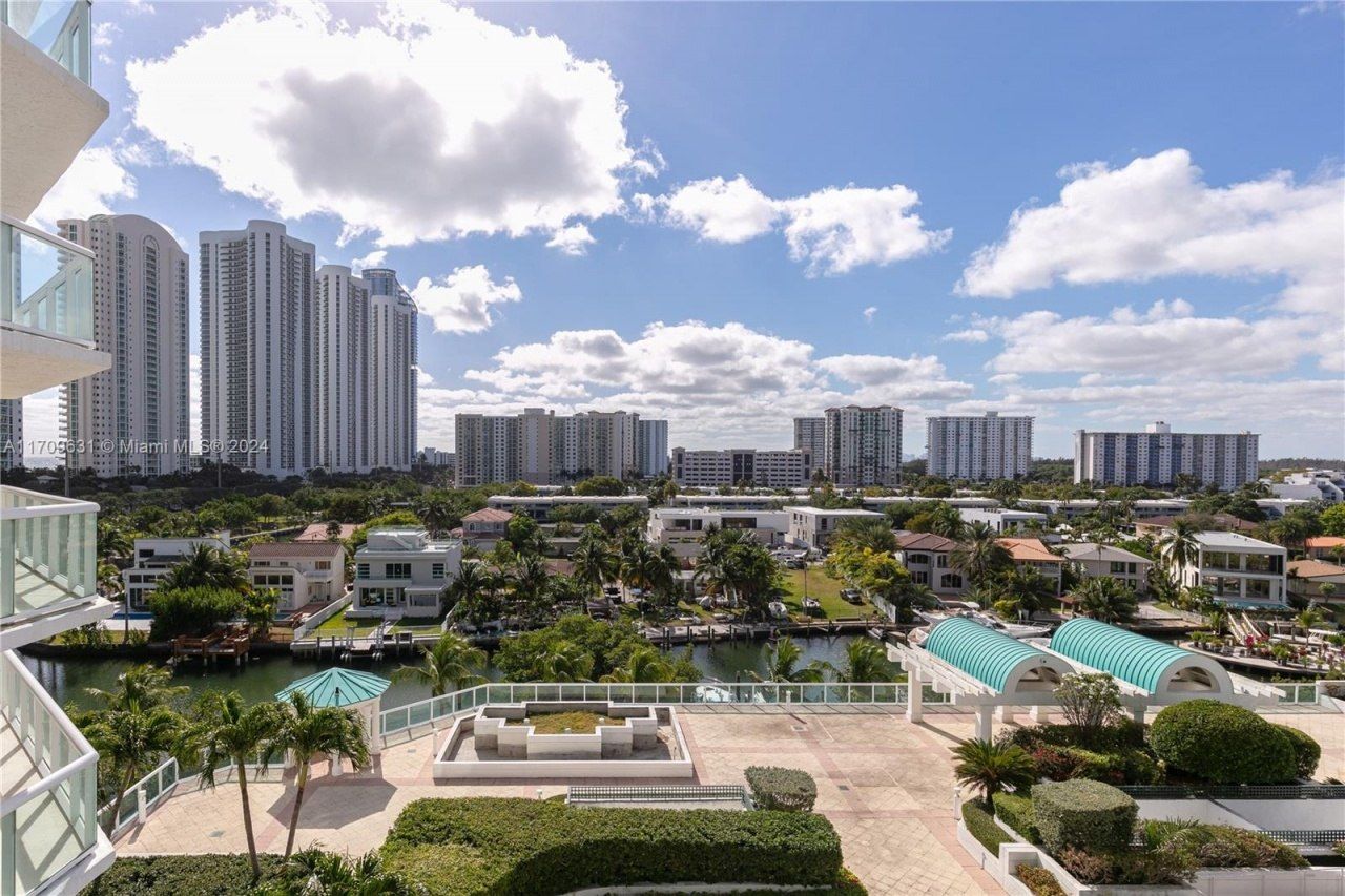 16400 Collins Ave, Unit 745, Sunny Isles Beach, FL 33160 Photo