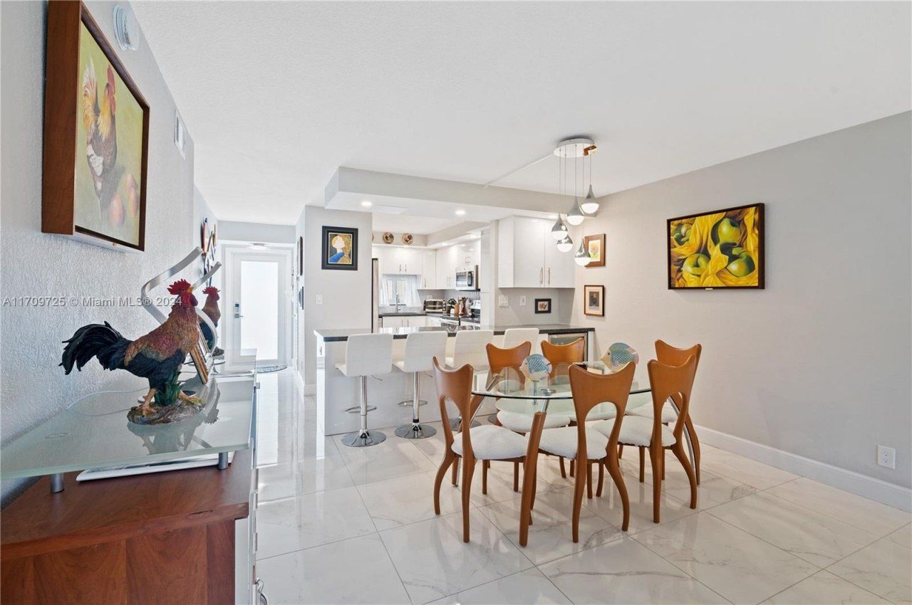 711 S Hollybrook Dr, Unit 109, Pembroke Pines, FL 33025 Photo