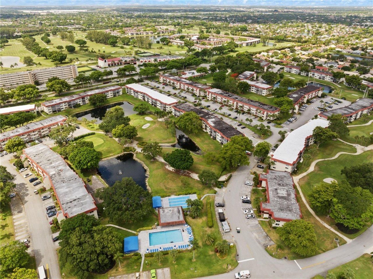 711 S Hollybrook Dr, Unit 109, Pembroke Pines, FL 33025 Photo