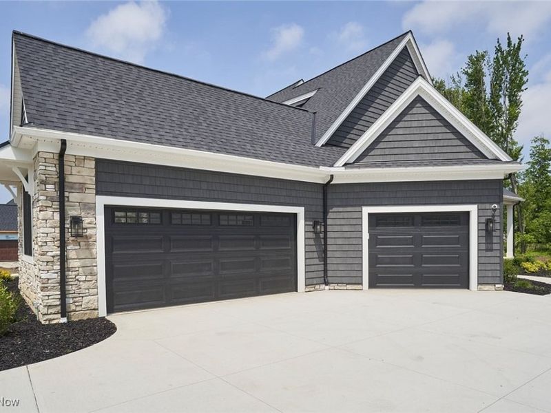 2847 Rocky Ridge Drive, Westlake, OH 44145 Photo 2