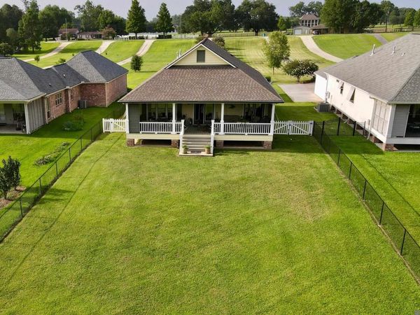 5687 Island Rd, Jarreau, LA 70749