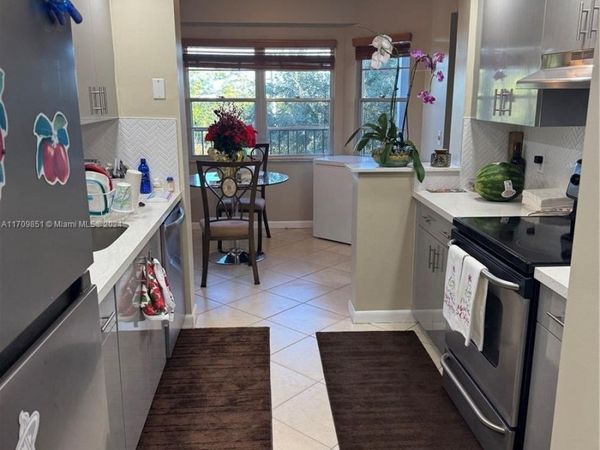 12650 SW 6th St, Unit 411K, Pembroke Pines, FL 33027