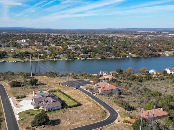 528 Bendito WAY, Marble Falls, TX 78654