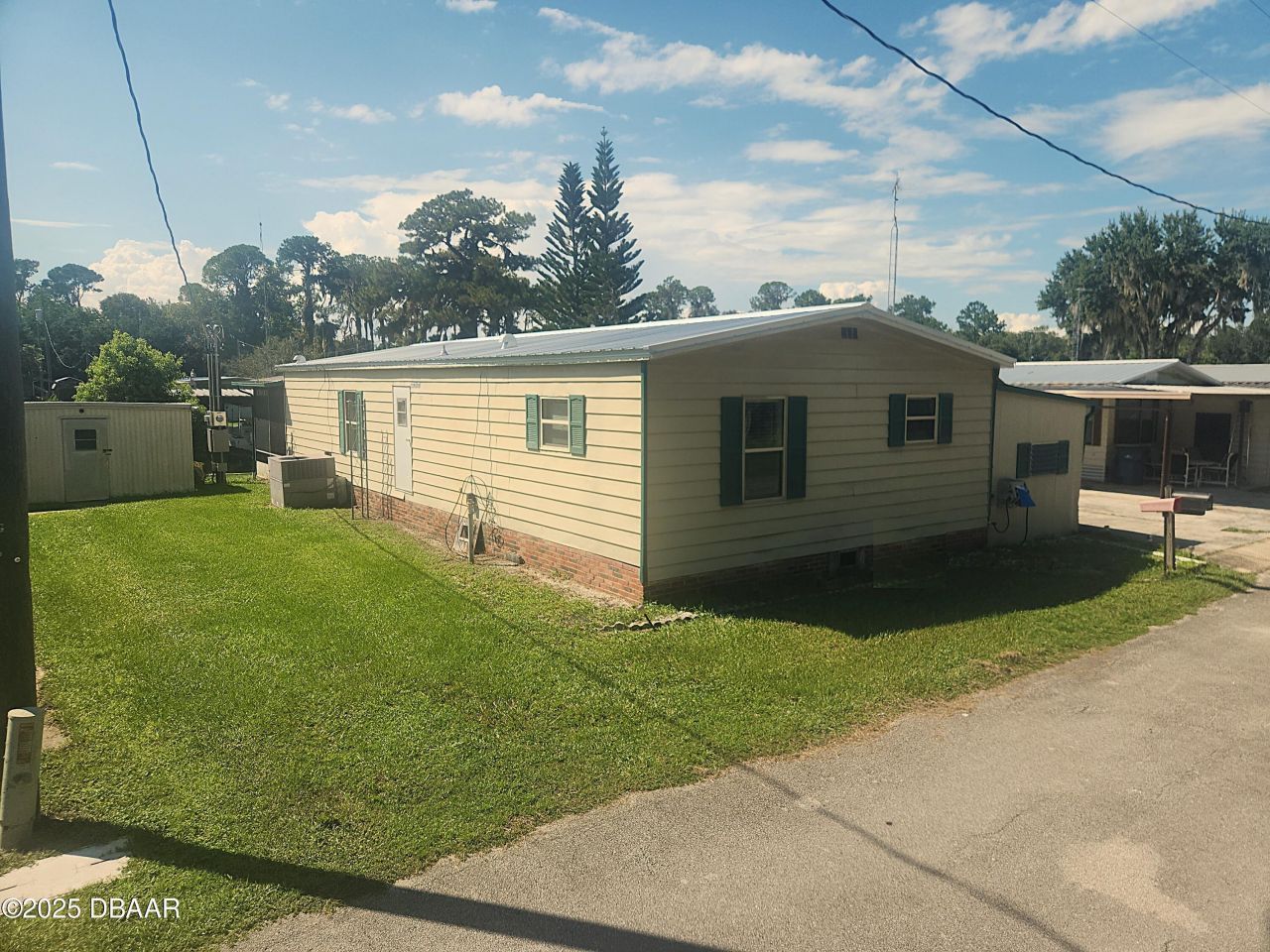 1632 Bream Drive, Seville, FL 32190 Main Photo
