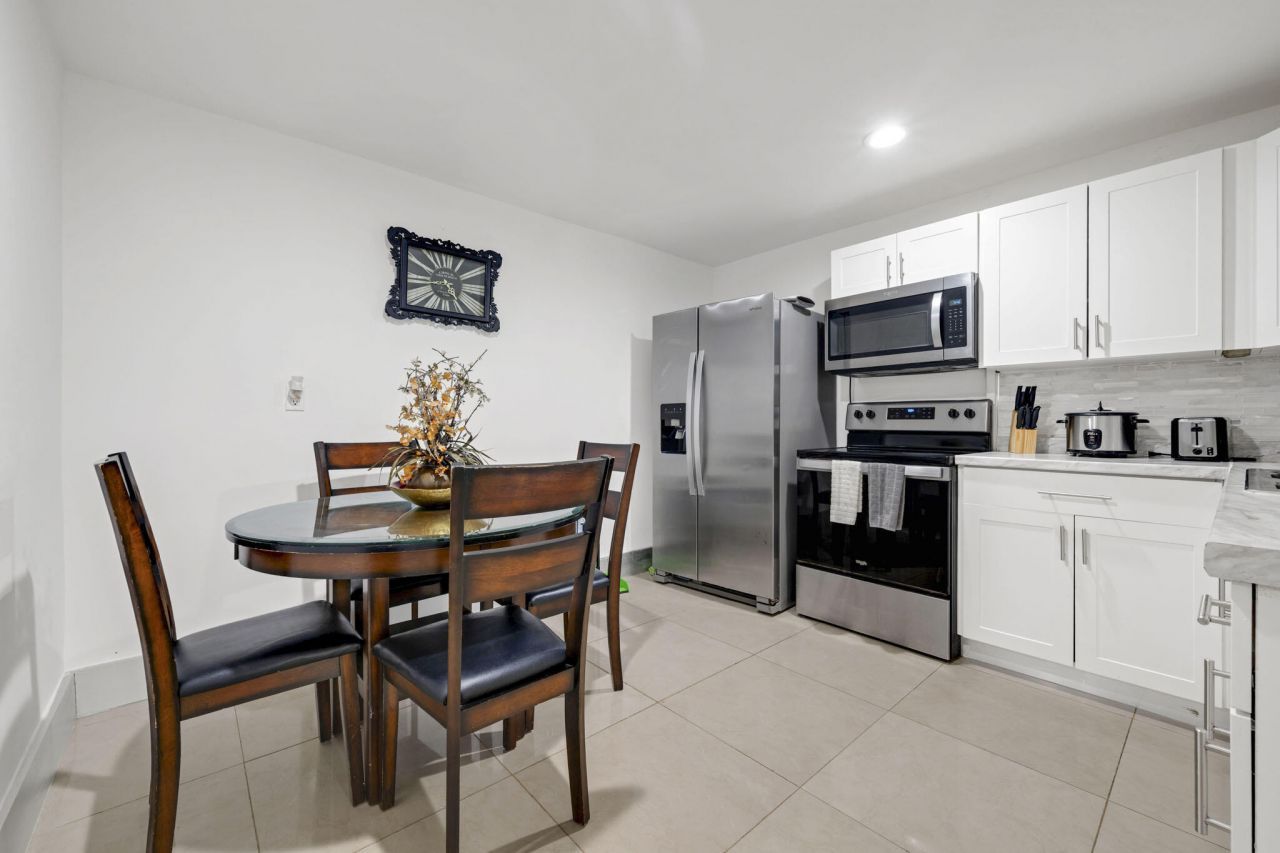 2365 NW 68th Street, Miami, FL 33147 Photo