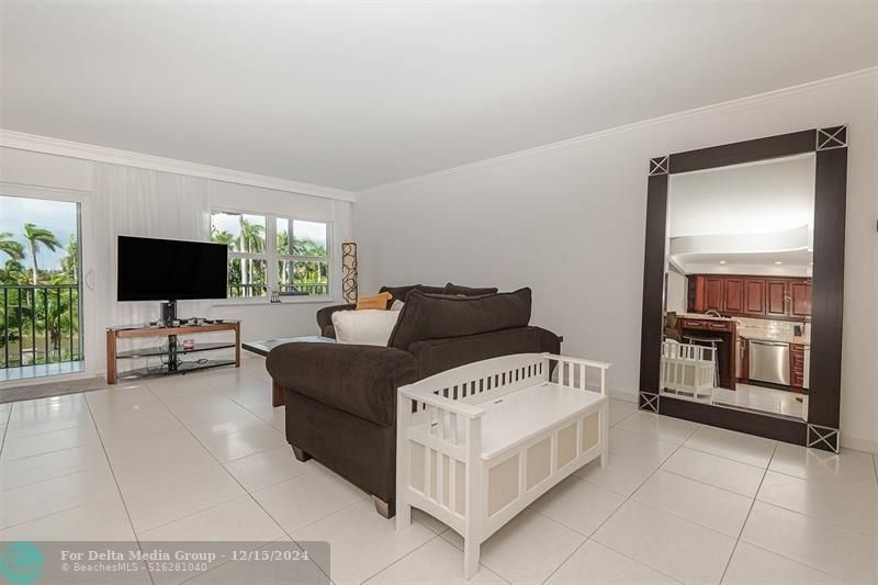 200 Diplomat Parkway, Unit 321, Hallandale Beach, FL 33009 Photo