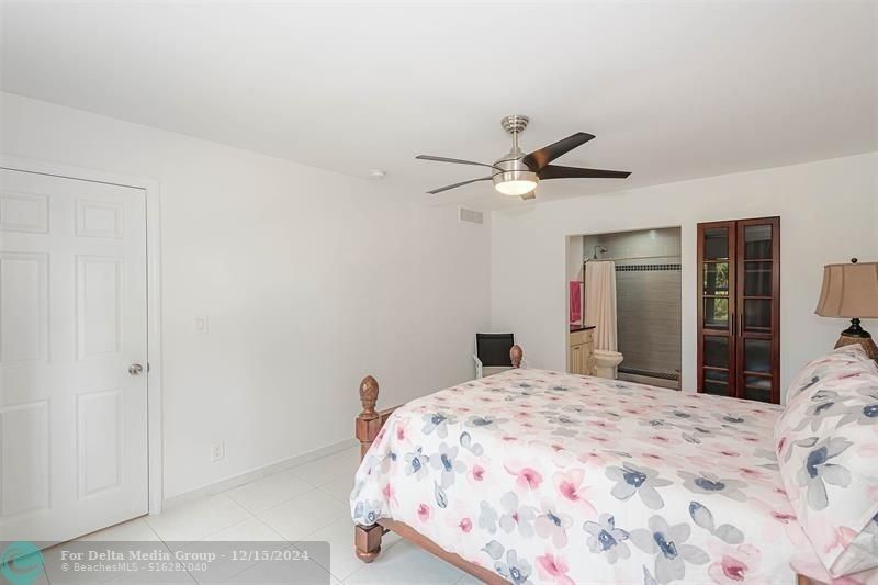 200 Diplomat Parkway, Unit 321, Hallandale Beach, FL 33009 Photo