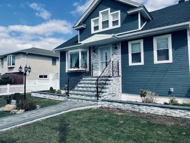 119 S Bay Avenue, Freeport, NY 11520 Main Photo