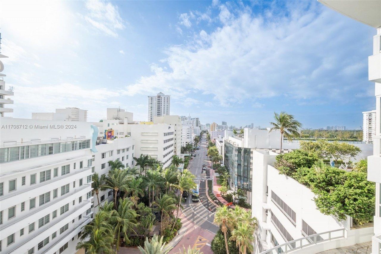 4401 Collins Ave, Unit 902, Miami Beach, FL 33140 Photo