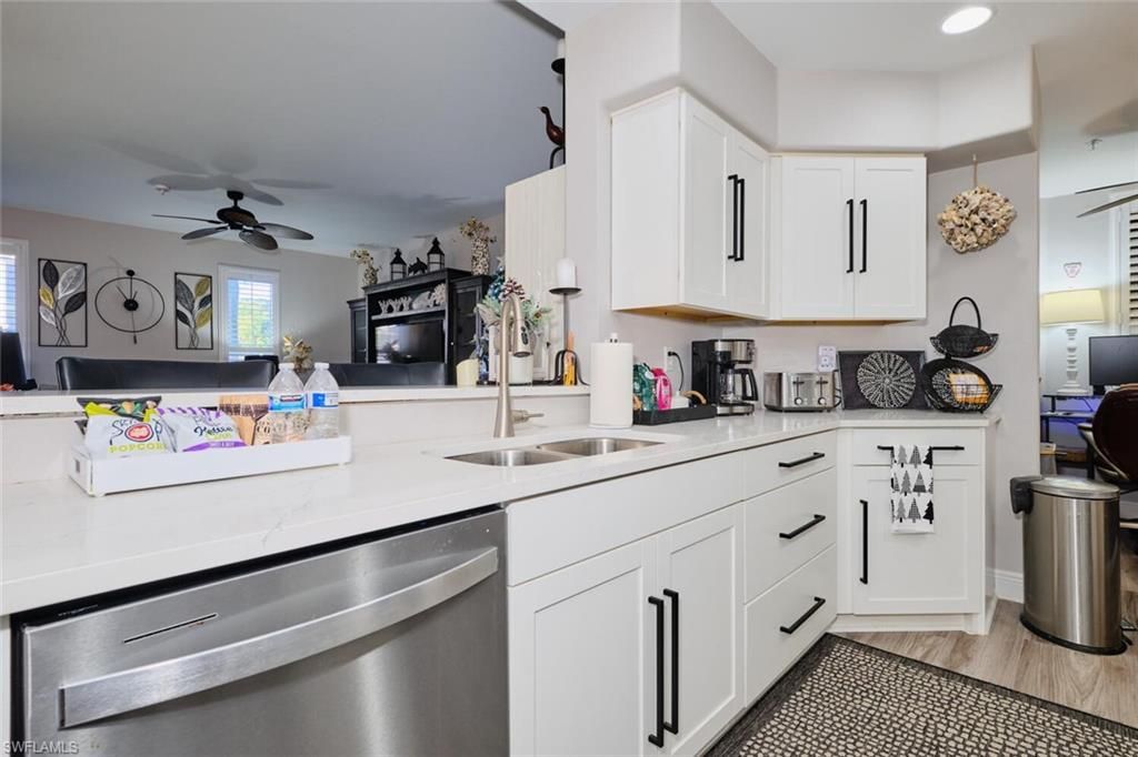 17020 Willowcrest Way, Unit 107, Fort Myers, FL 33908 Photo