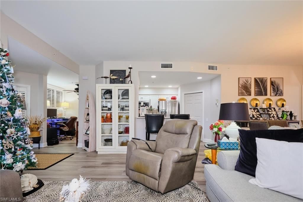 17020 Willowcrest Way, Unit 107, Fort Myers, FL 33908 Photo