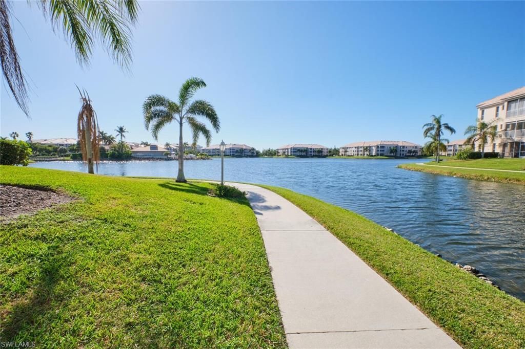 17020 Willowcrest Way, Unit 107, Fort Myers, FL 33908 Photo