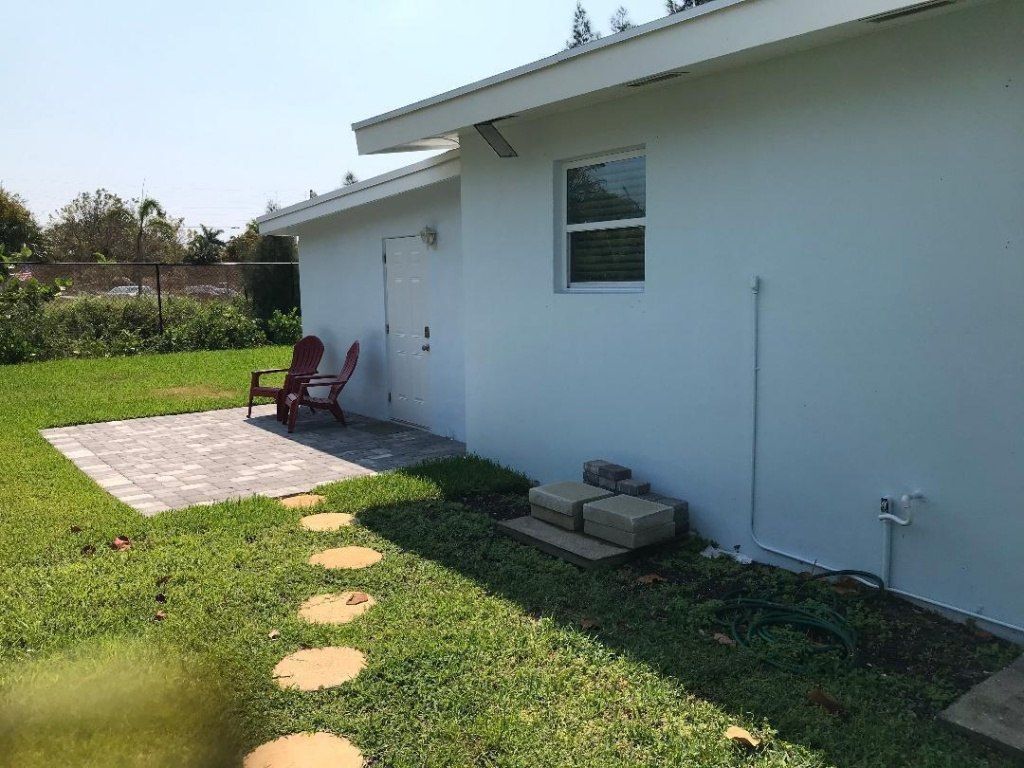 621 NE 3rd Avenue, Delray Beach, FL 33444 Photo