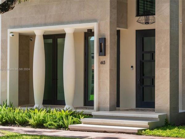 613 Almeria Ave, Coral Gables, FL 33134