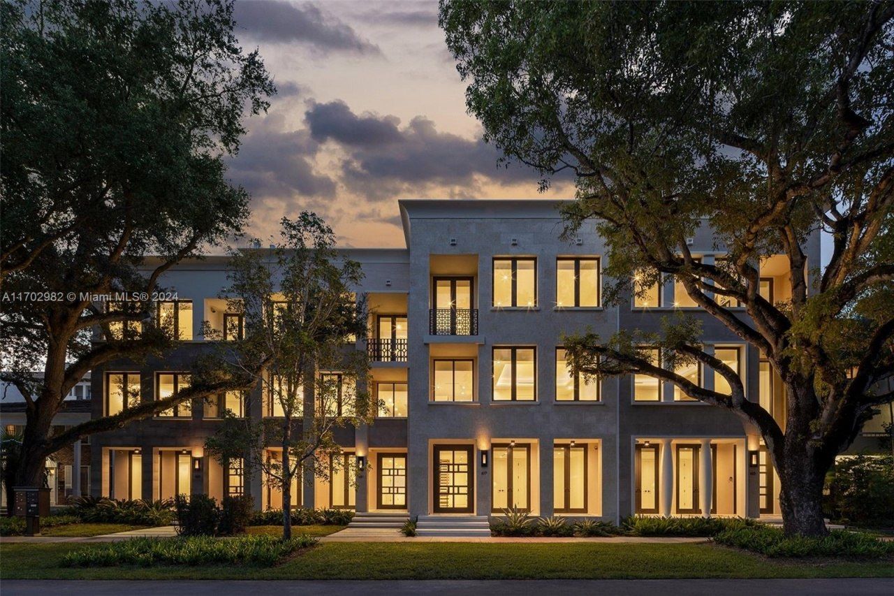 613 Almeria Ave, Coral Gables, FL 33134 Photo