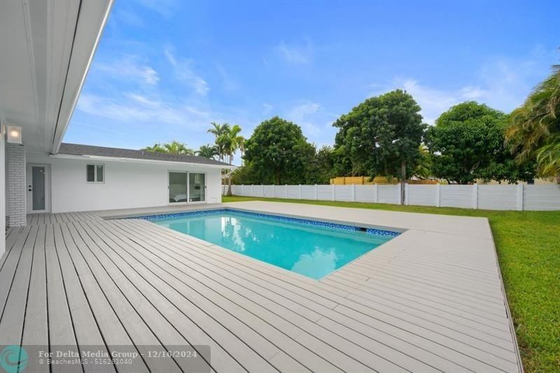 19930 NE 20th Court, Miami, FL 33179 Photo