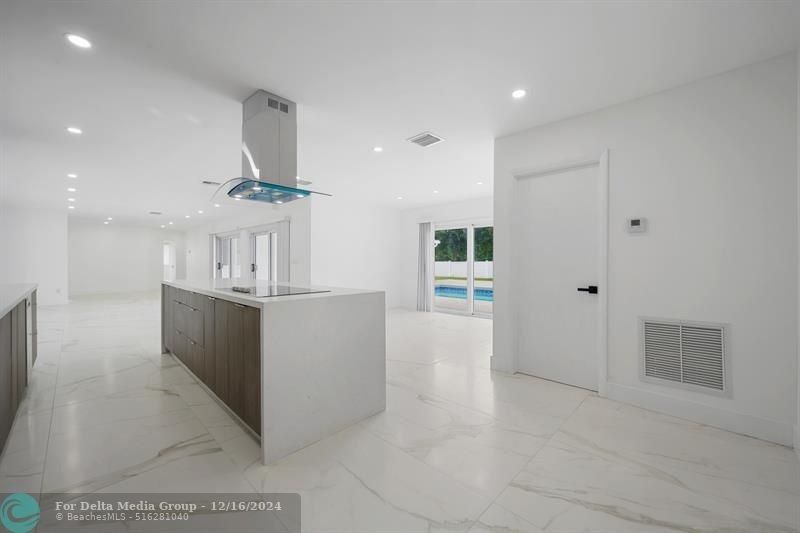 19930 NE 20th Court, Miami, FL 33179 Photo