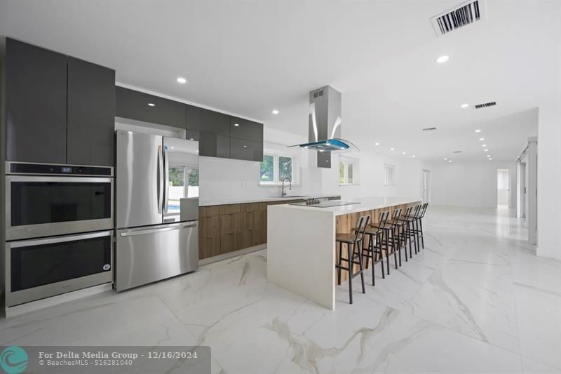 19930 NE 20th Court, Miami, FL 33179 Photo