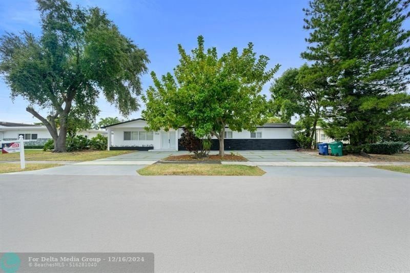 19930 NE 20th Court, Miami, FL 33179 Photo