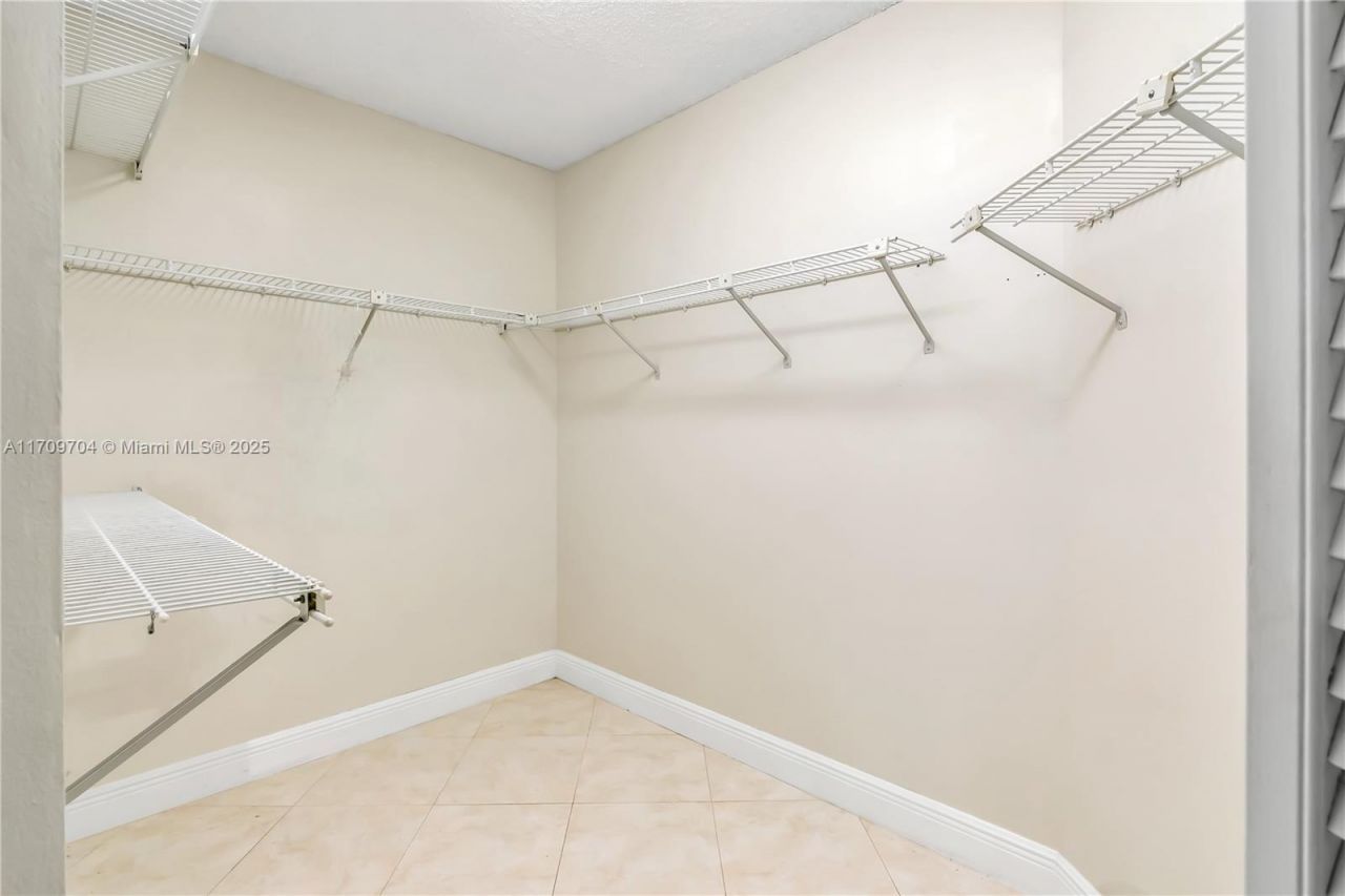 900 SW 125th Way, Unit 304R, Pembroke Pines, FL 33027 Photo