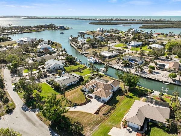 385 PELICAN BEND, PLACIDA, FL 33946