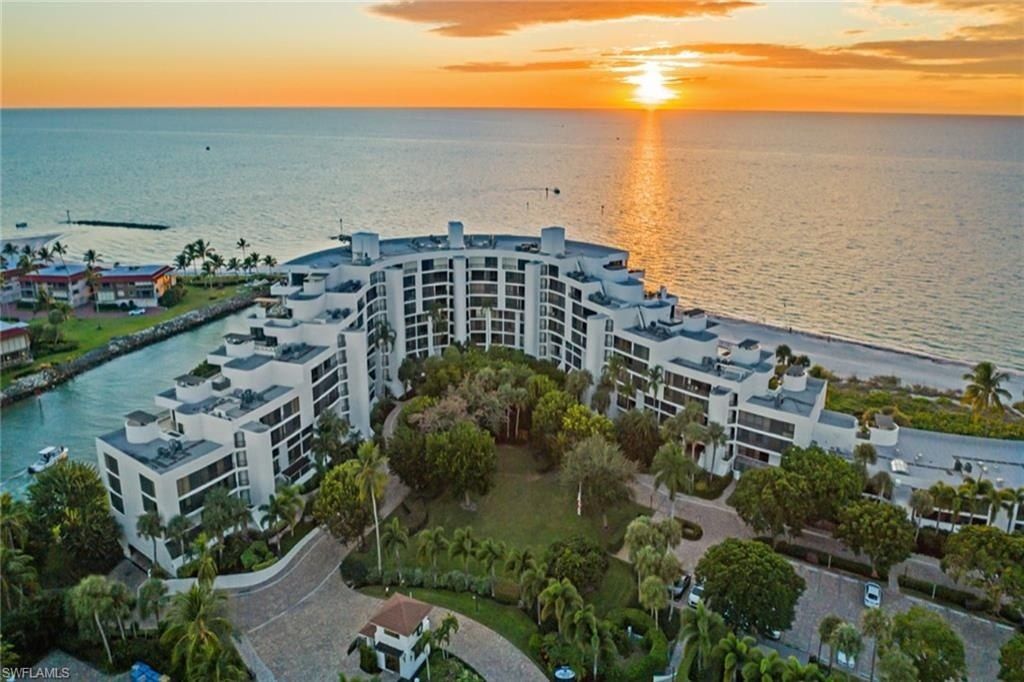 2318 Gulf Shore Blvd N, Unit 510, Naples, FL 34103 Photo