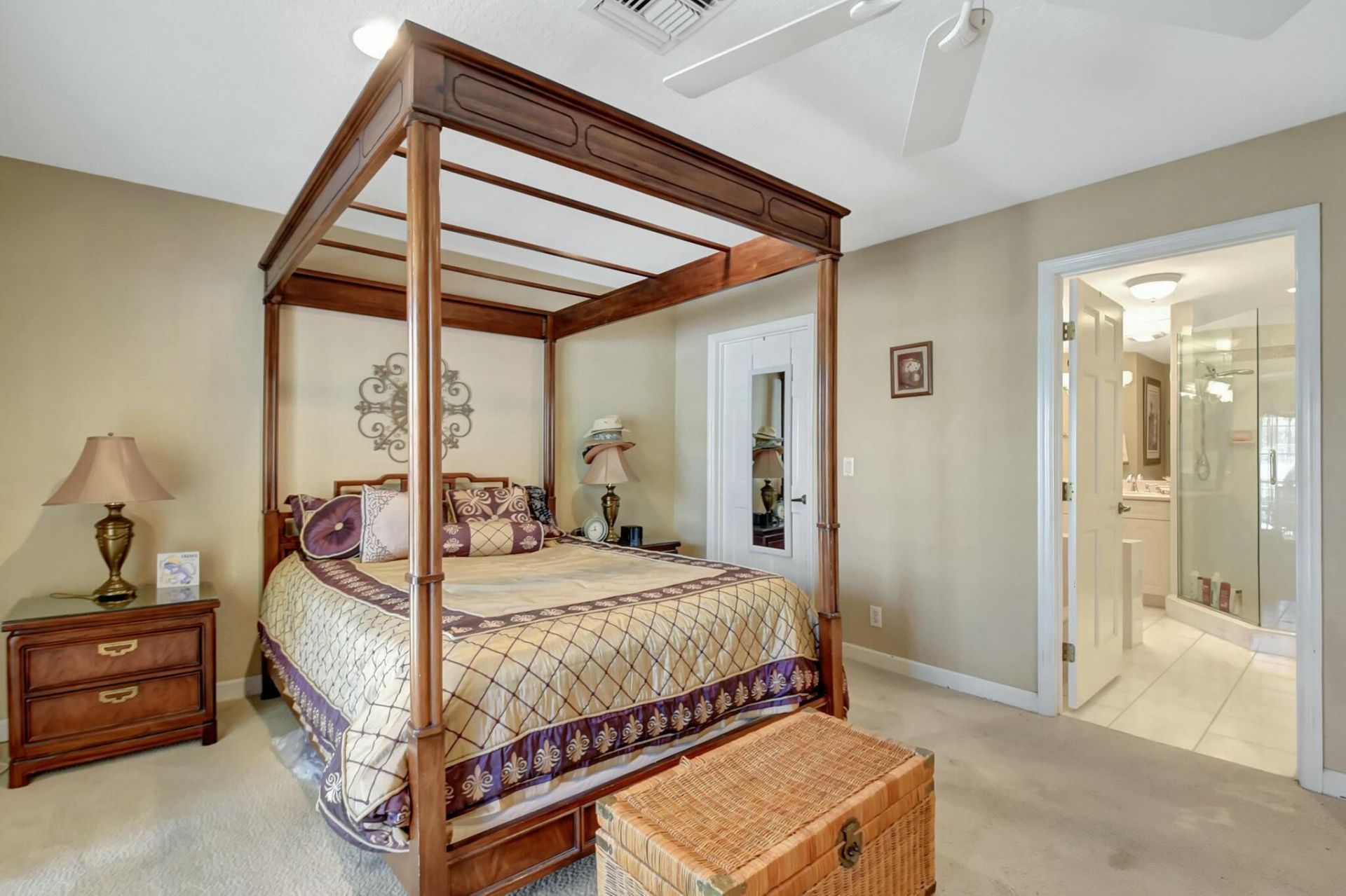 581 S Country Club Drive, Atlantis, FL 33462 Photo