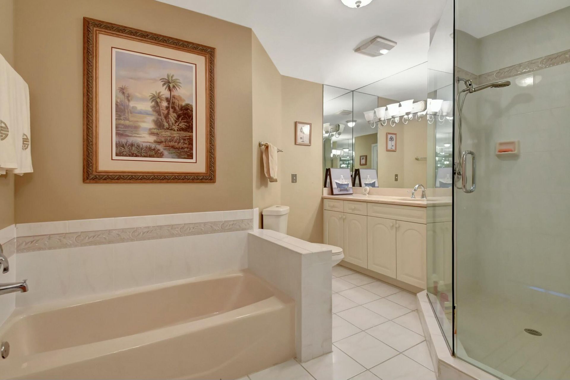 581 S Country Club Drive, Atlantis, FL 33462 Photo