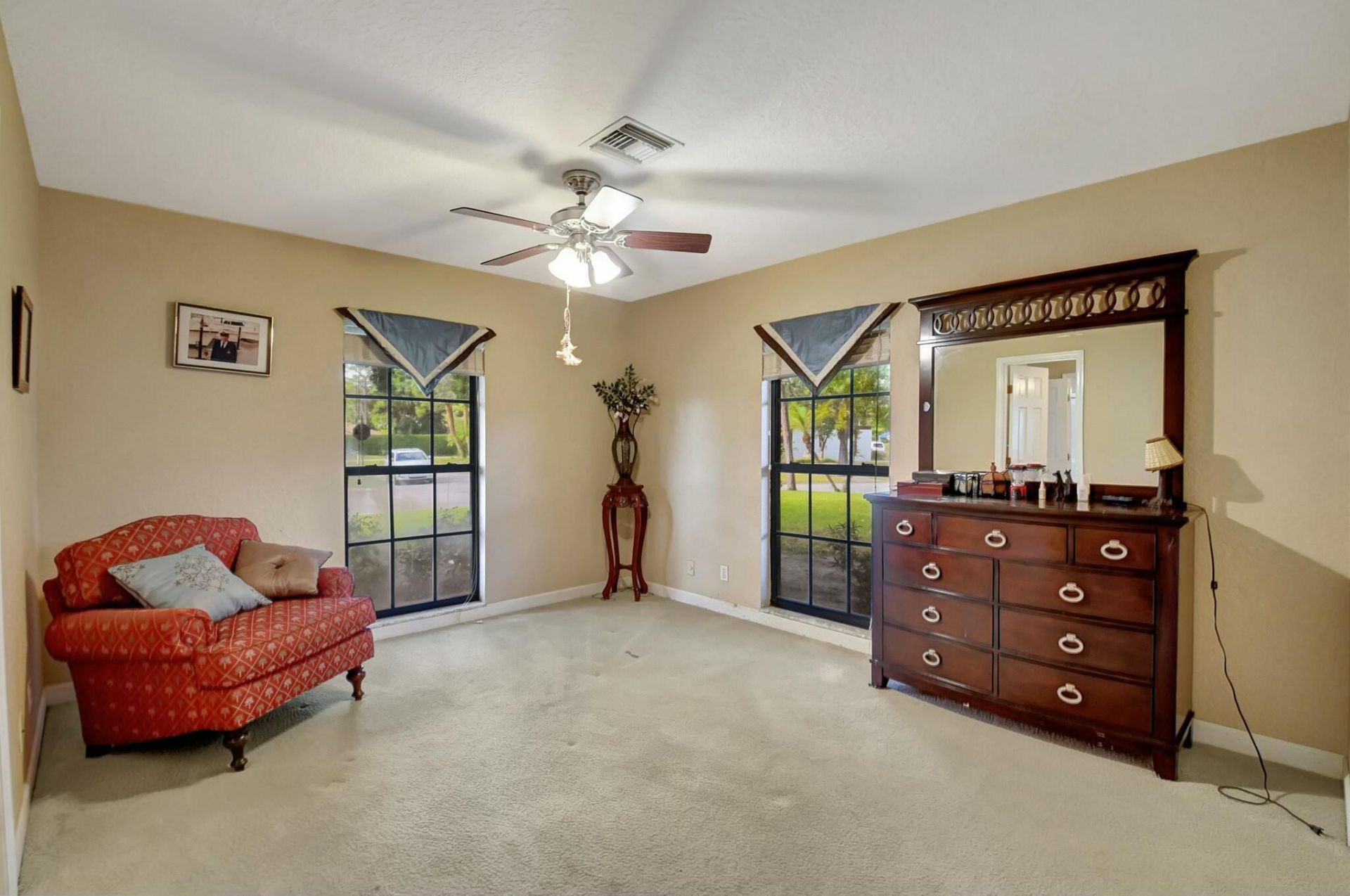 581 S Country Club Drive, Atlantis, FL 33462 Photo