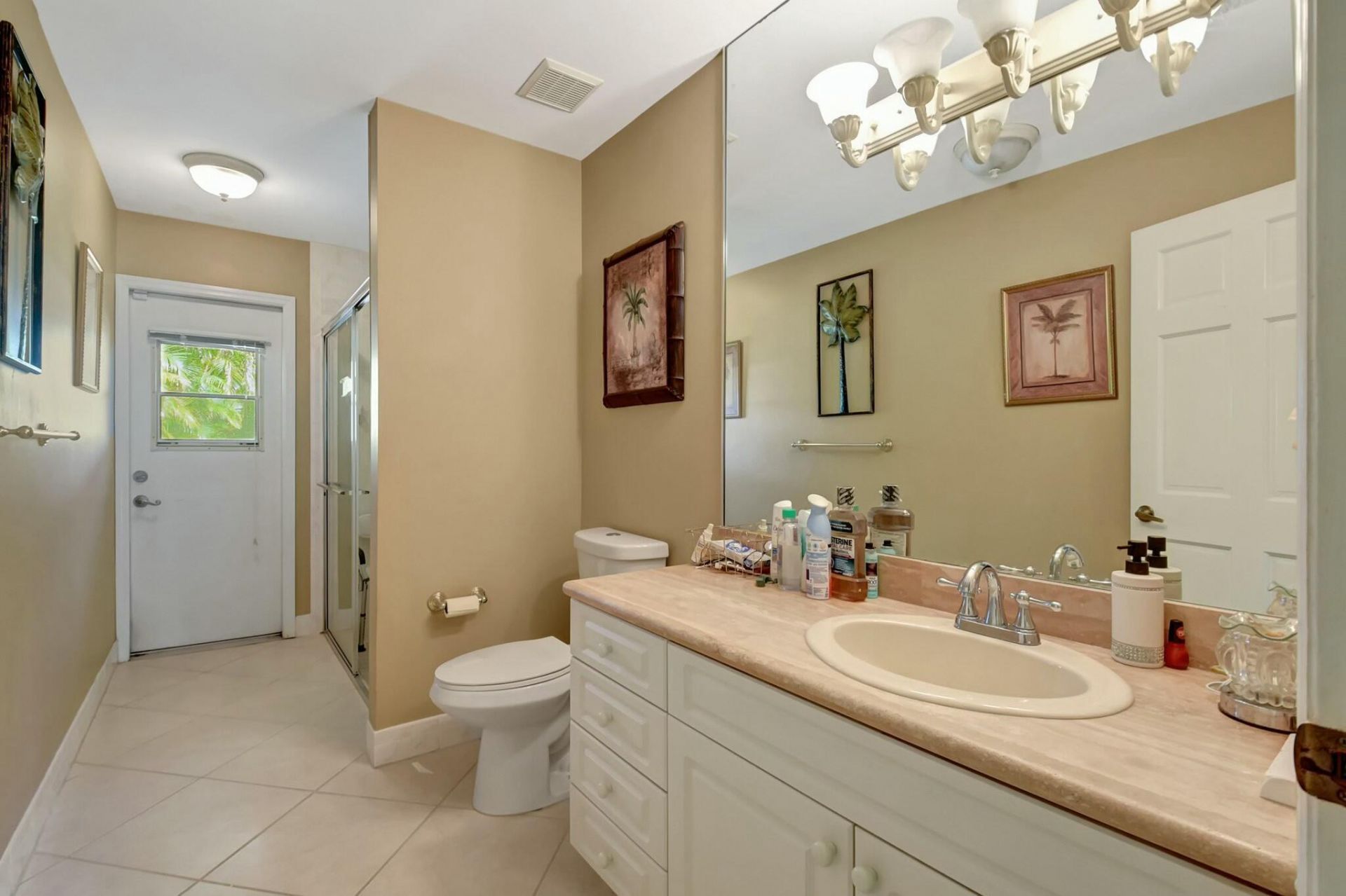 581 S Country Club Drive, Atlantis, FL 33462 Photo