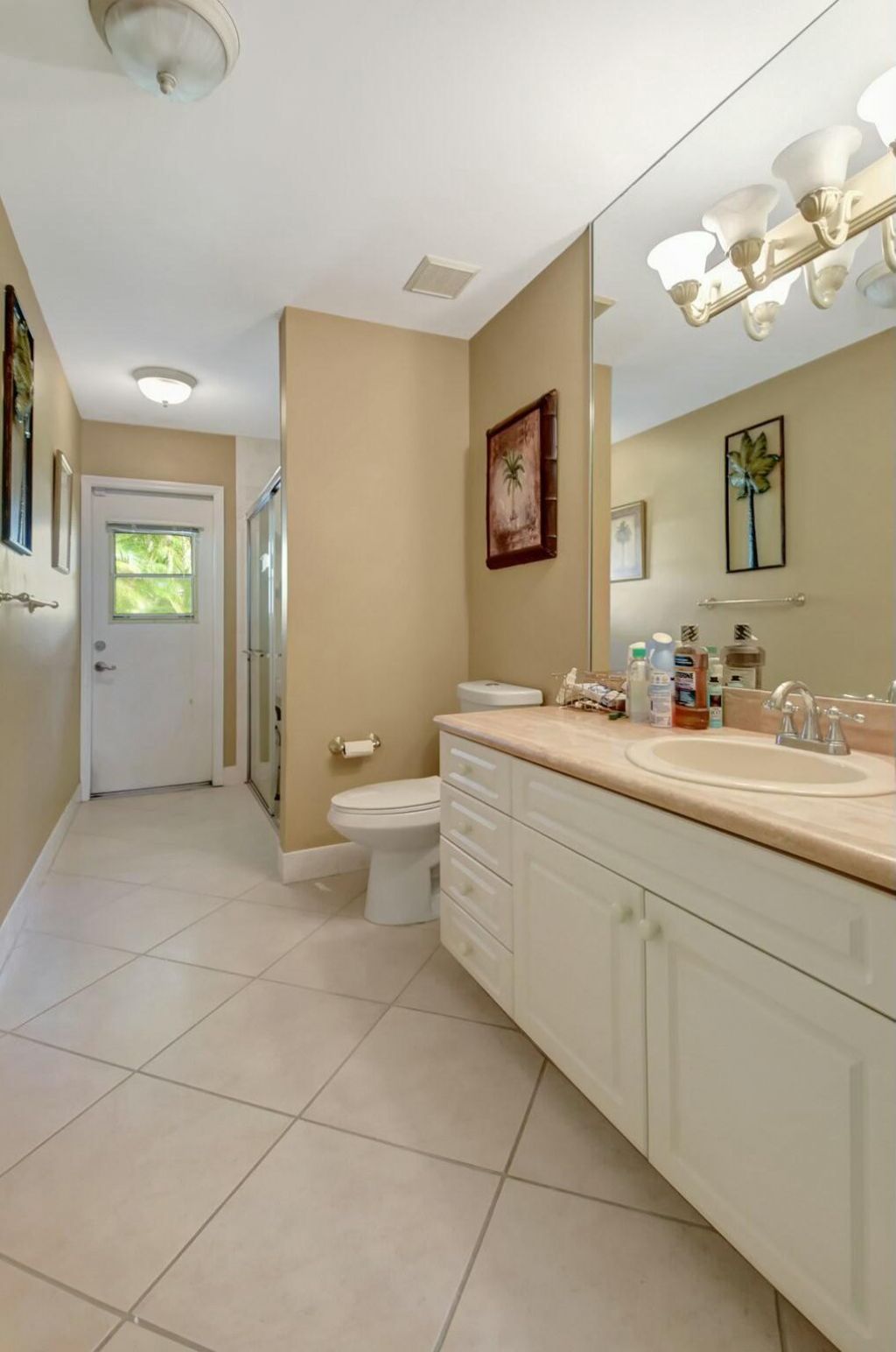 581 S Country Club Drive, Atlantis, FL 33462 Photo