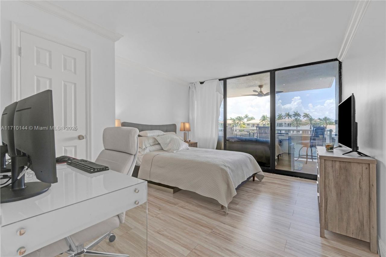 1600 S Ocean Dr, Unit 2F, Hollywood, FL 33019 Photo