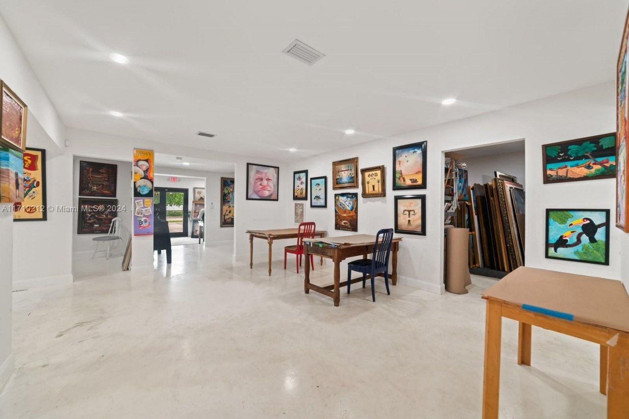 370 NE 44th St, Oakland Park, FL 33334 Photo