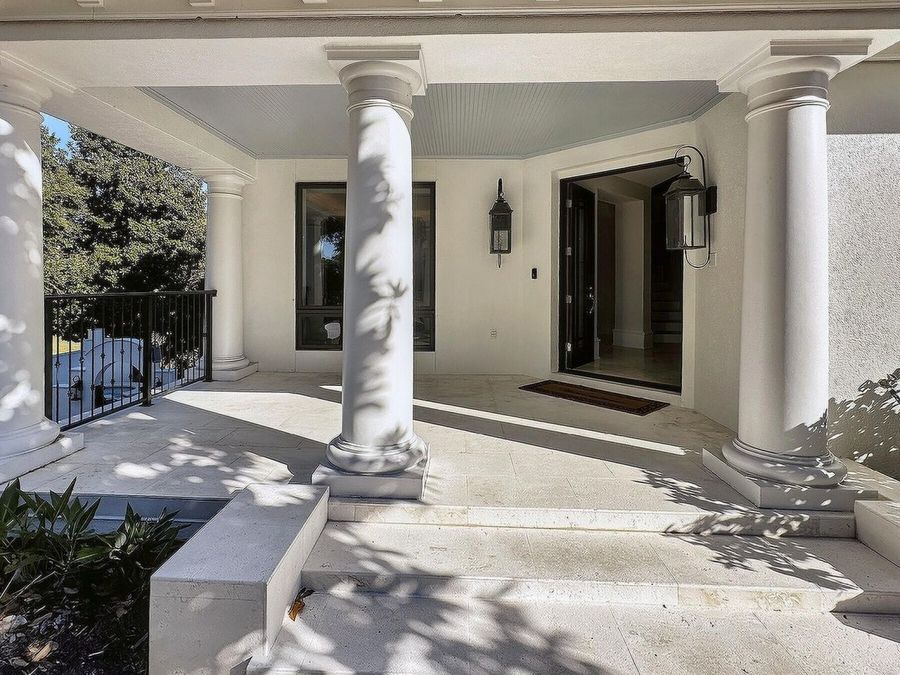 Property Image 110