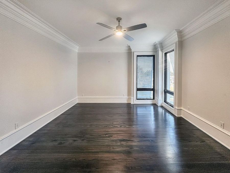Property Image 100