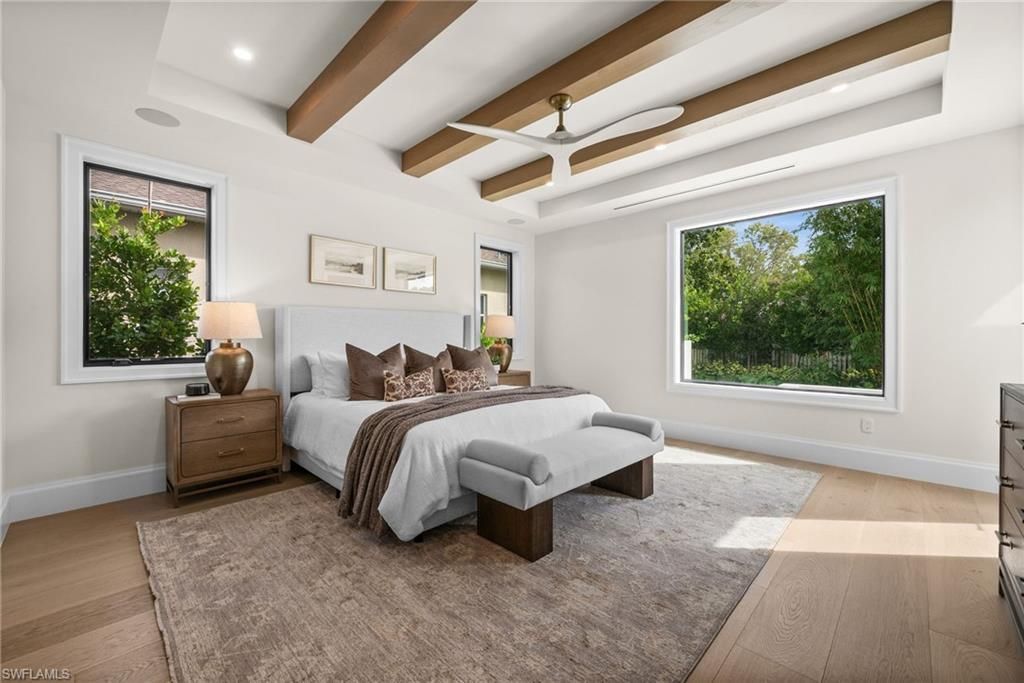 1120 10th Ave N, Naples, FL 34102 Photo