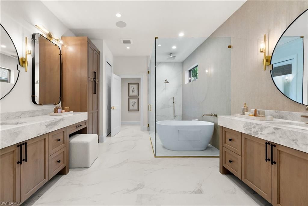 1120 10th Ave N, Naples, FL 34102 Photo