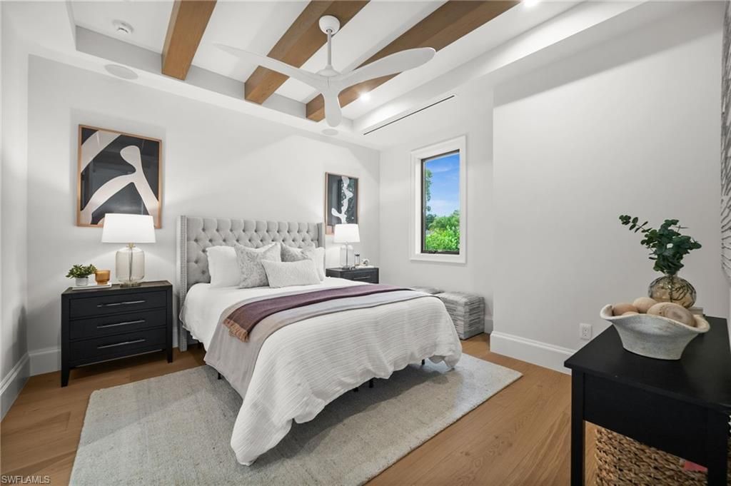 1120 10th Ave N, Naples, FL 34102 Photo