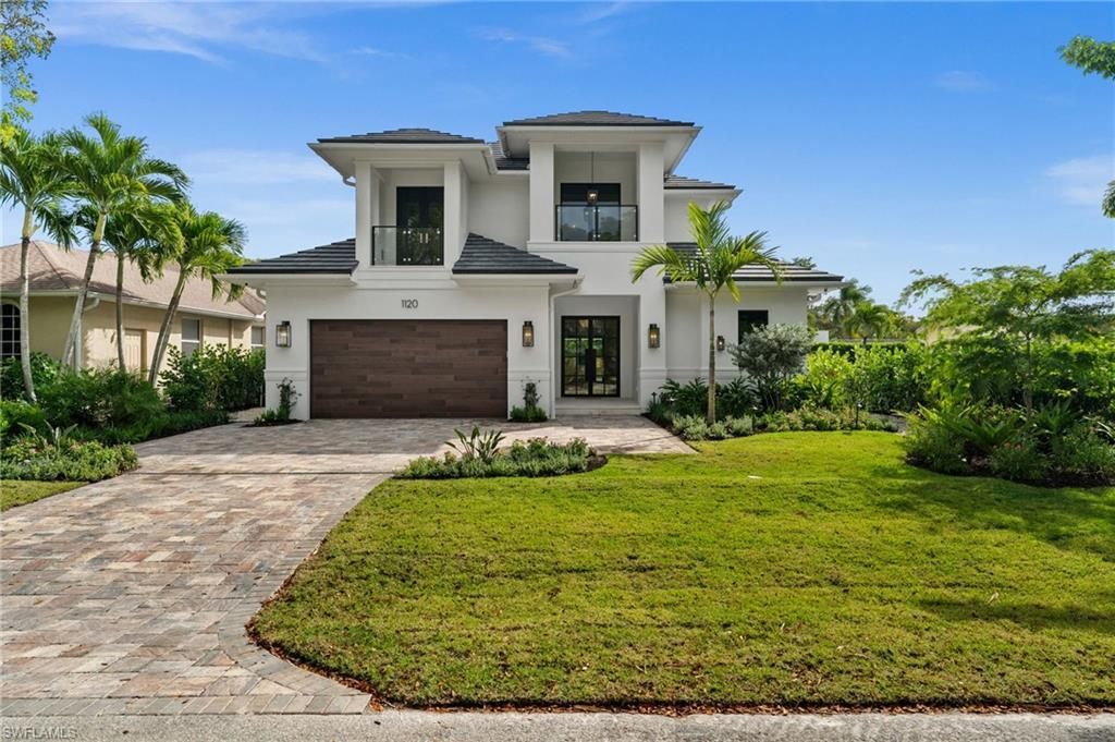 1120 10th Ave N, Naples, FL 34102 Photo